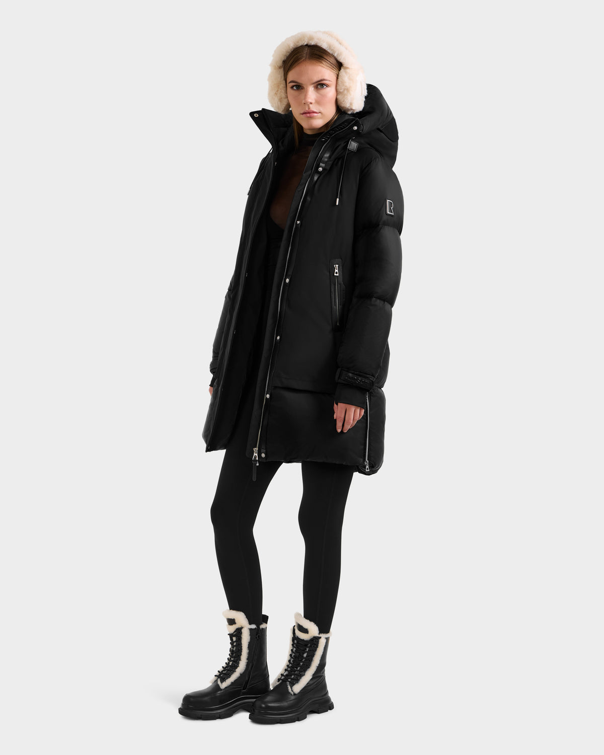 Black/Vanilla