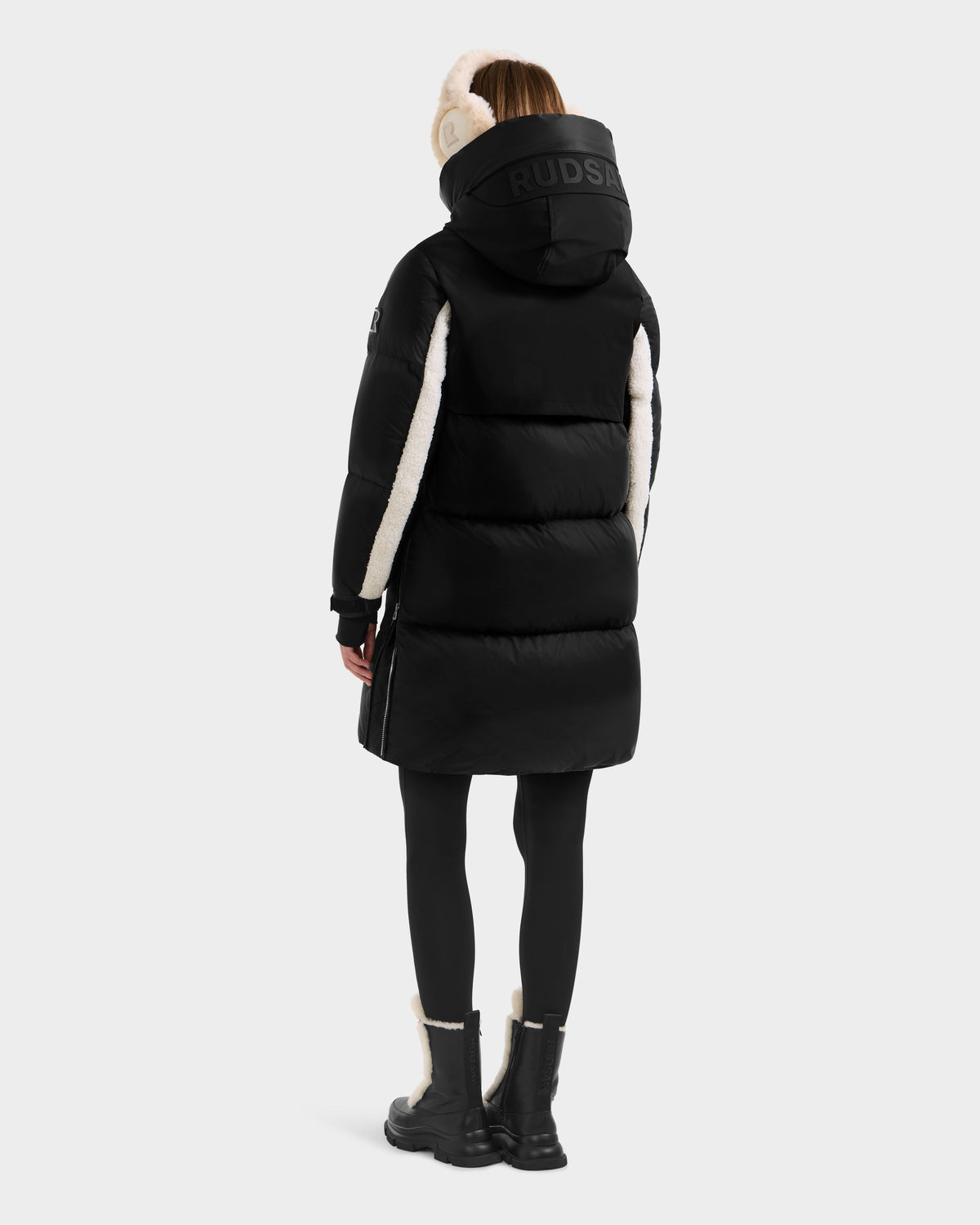 Black/Vanilla